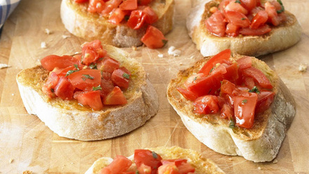 LGC064 Tasty tomato Bruschetta.jpg