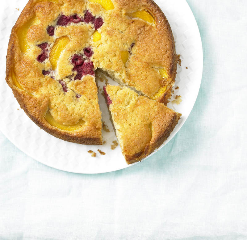 LGC0111.peach and raspberry cake.jpg