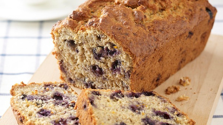 LGC328-re Blueberry and banana oat loaf.jpg