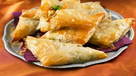 LGC153 resize Lamb and Vegetable Samosa.jpg