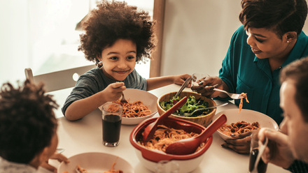 family_having_dinner.jpg