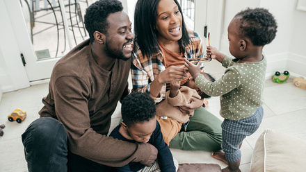 breastfeeding_young_family_home.jpg